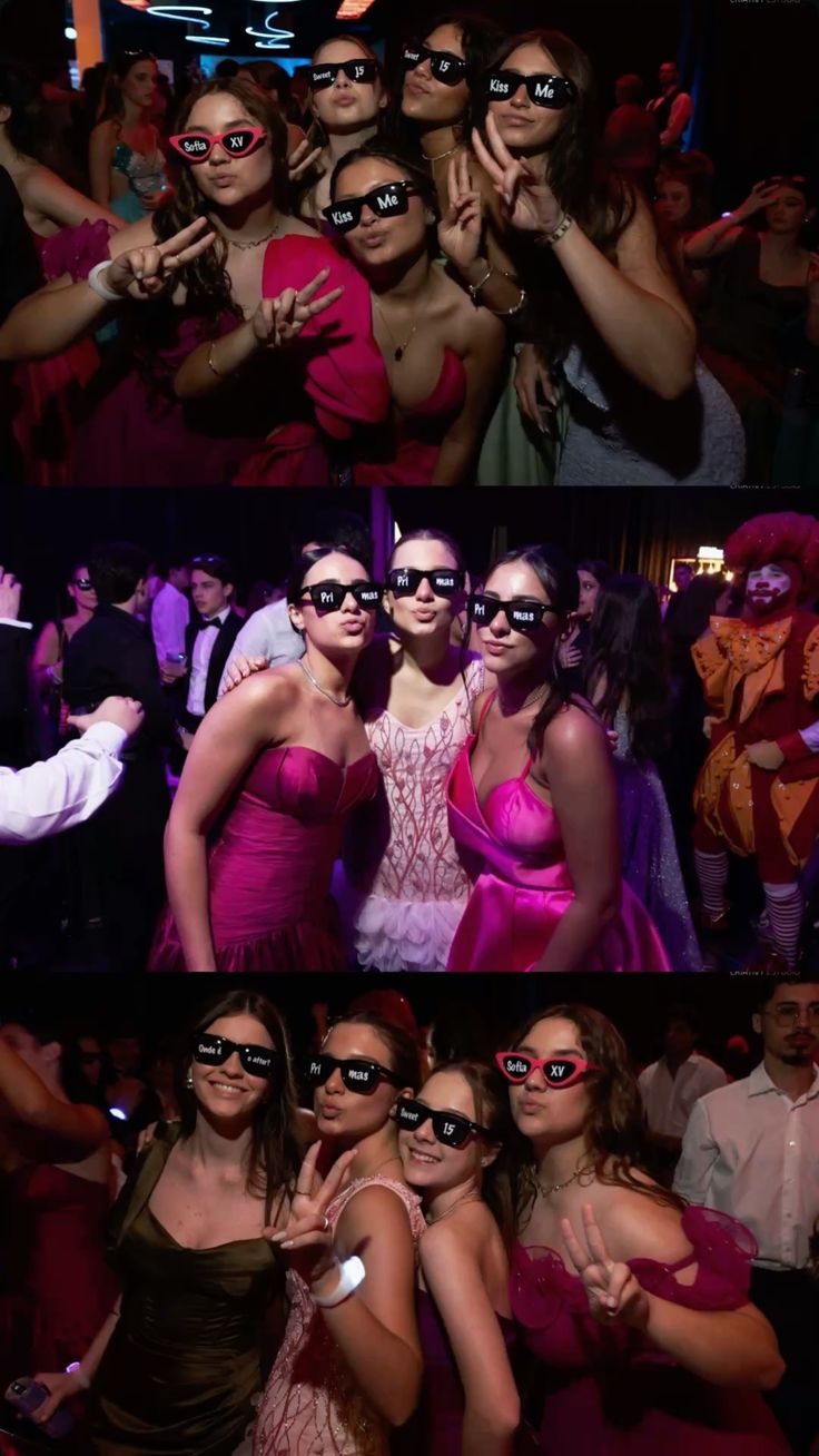 Standing photo booth